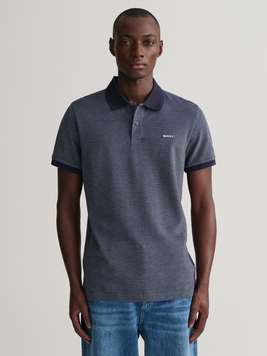Gant Men Blue Solid T-Shirt