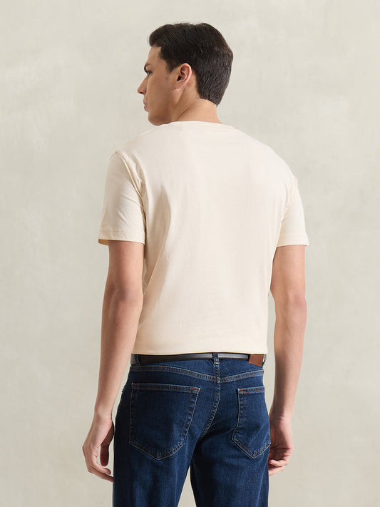 Gant Men Cream Solid Regular Fit Pure Cotton T-Shirt