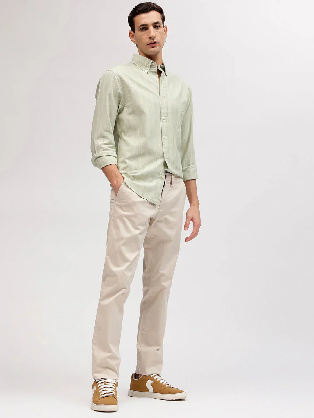 beige pant for men