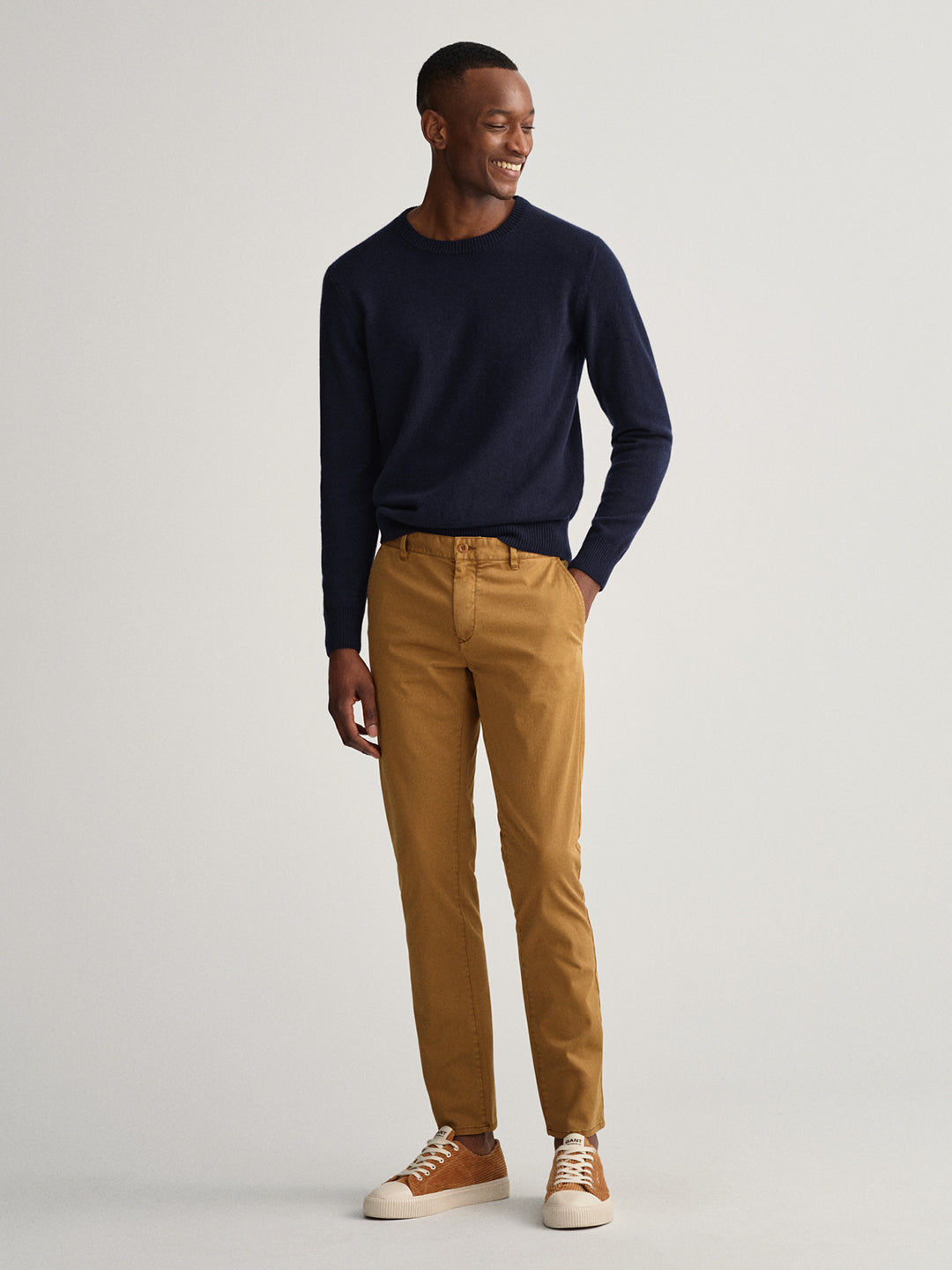 Gant Men Brown Solid Cotton Slim Fit Trousers