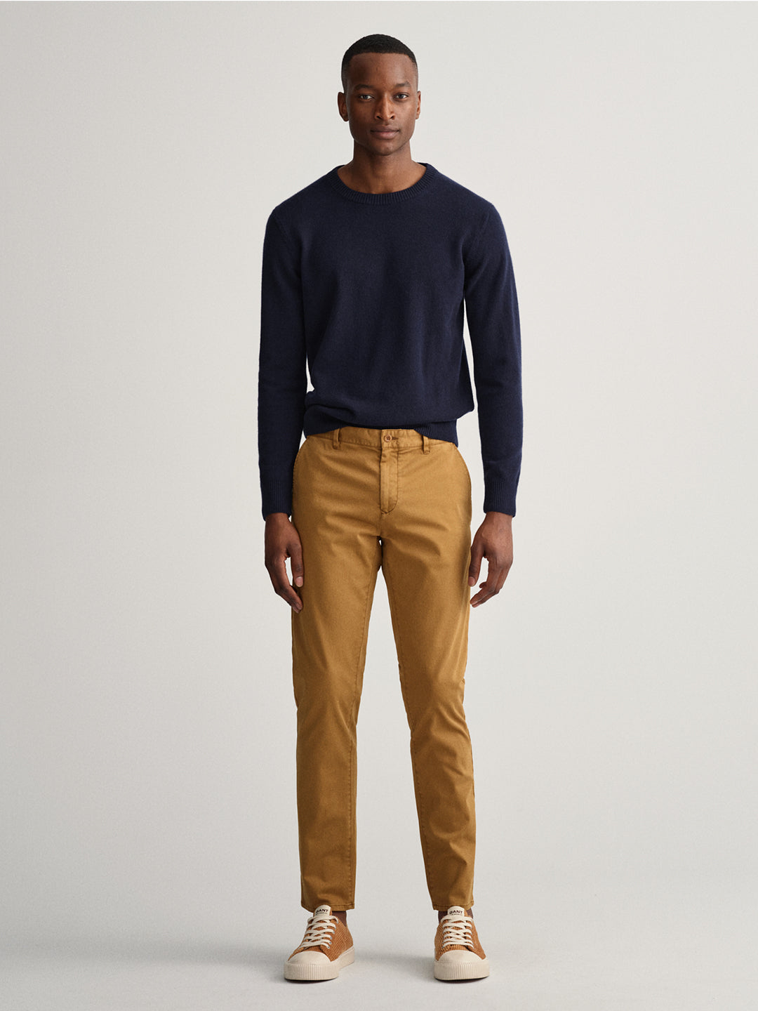 Gant Men Brown Solid Cotton Slim Fit Trousers