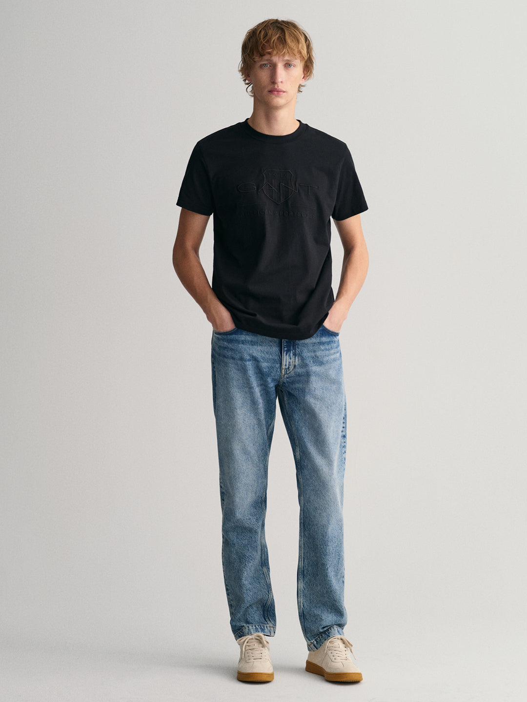 Gant Men Black Solid Round Neck Short Sleeves T-Shirt