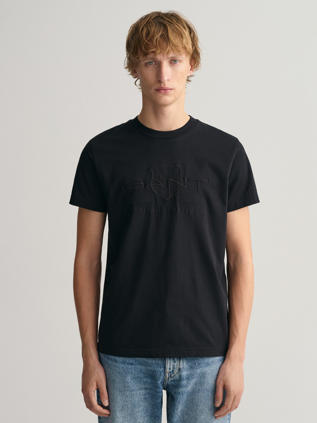 Gant Men Black Solid Round Neck Short Sleeves T-Shirt