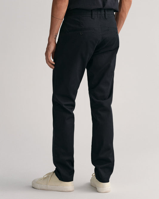 Gant Men Black Solid Slim Fit Trouser