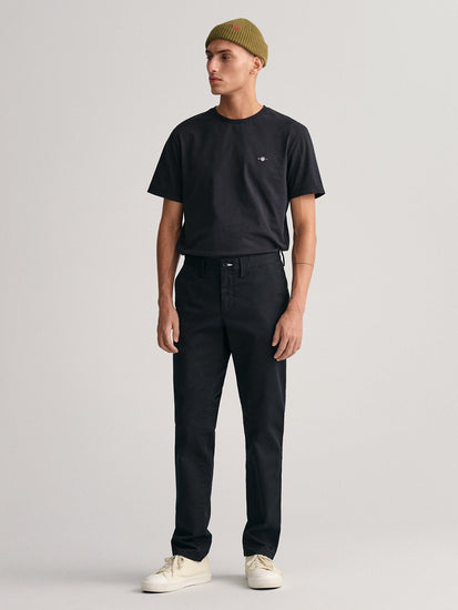 Gant Men Black Solid Slim Fit Mid-Rise Trouser