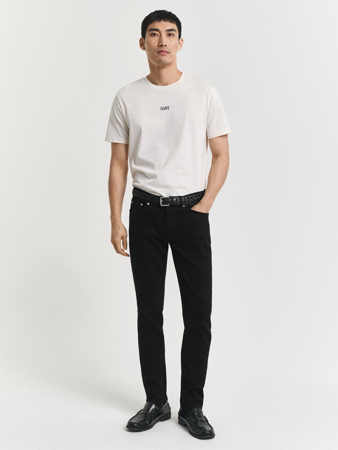 Gant Men Black Slim Fit Solid Jeans