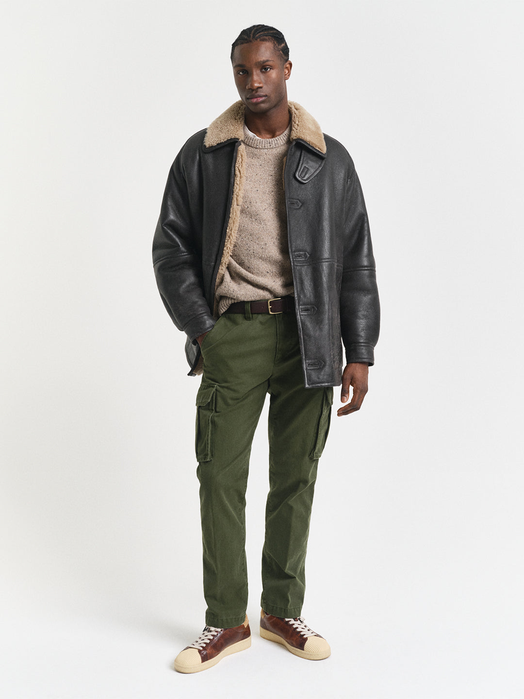 Gant Men Blue Regular Fit Solid Trouser