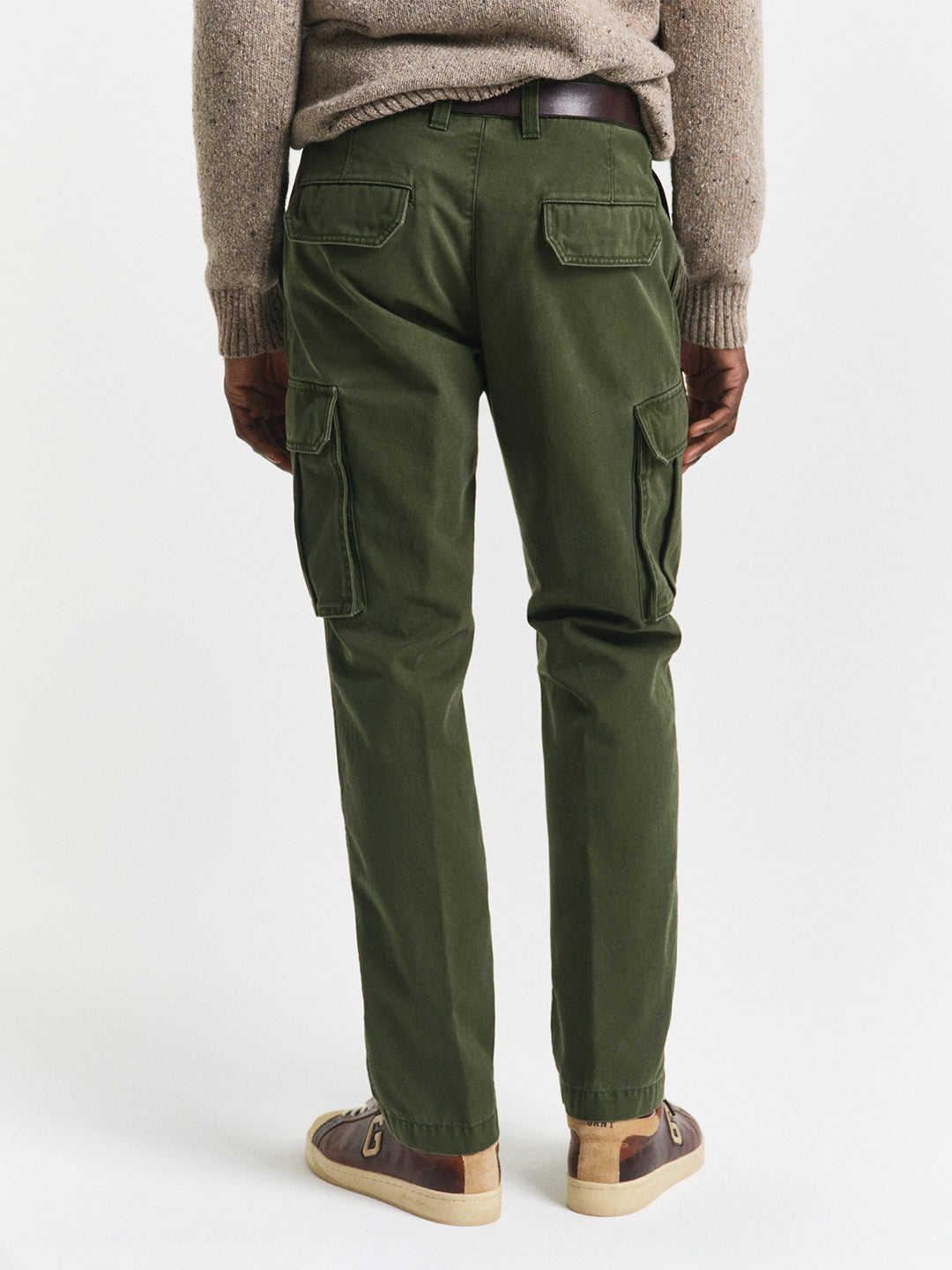 Gant Men Blue Regular Fit Solid Trouser