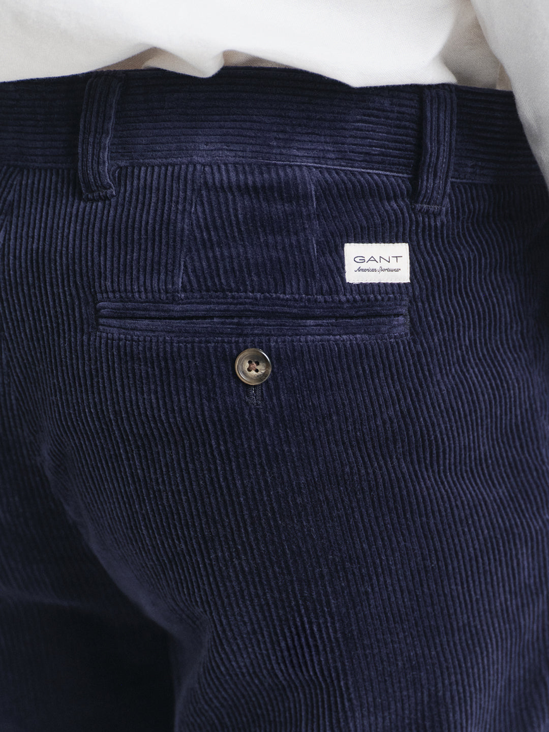 Gant Men Blue Regular Fit Solid Trouser