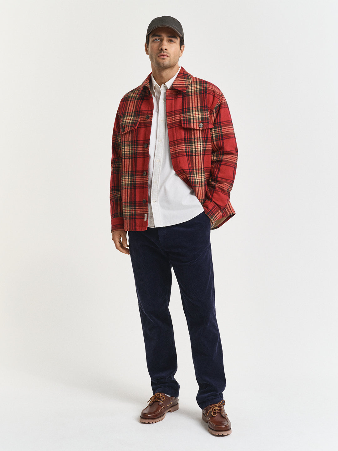 Gant Men Blue Regular Fit Solid Trouser