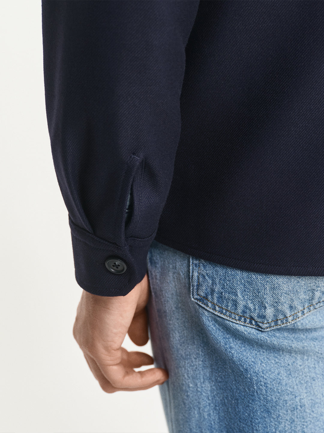 Gant Men Regular Navy Blue Solid Wool Blend Oversize Shirt