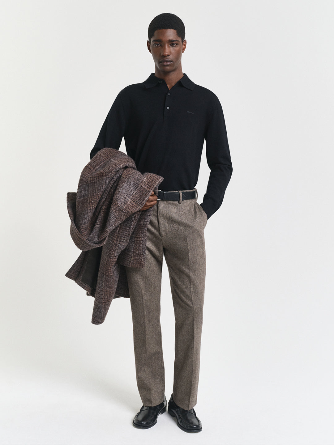 Gant Men Black Solid Collar Sweater