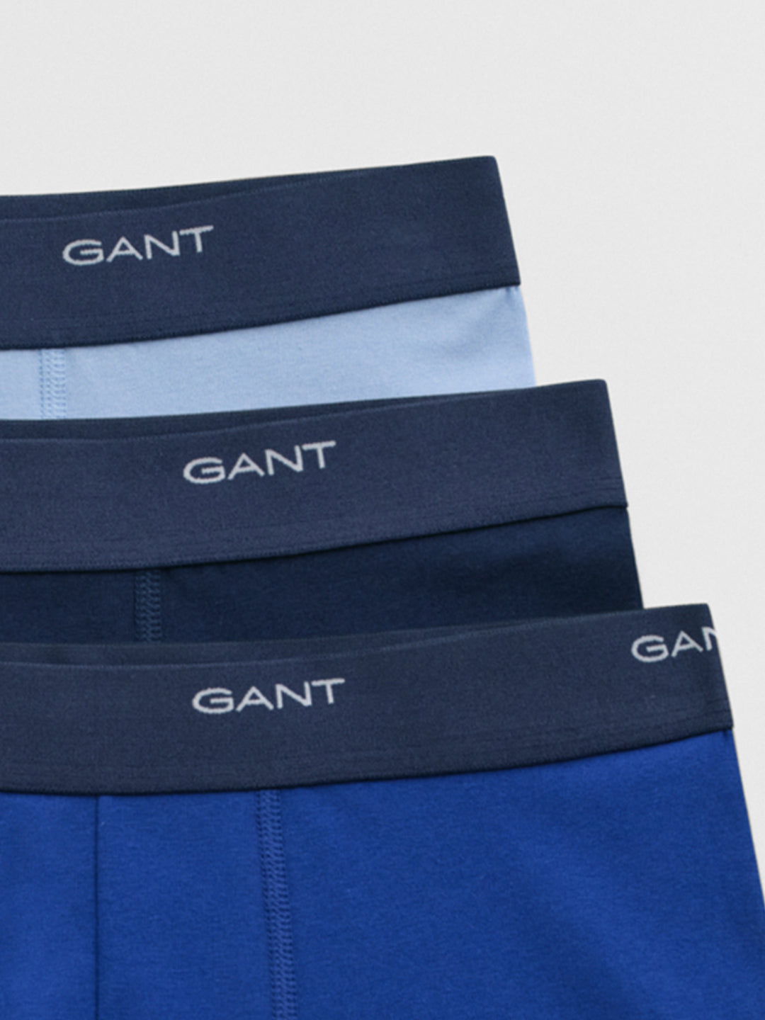 Gant Men Blue Solid Trunk