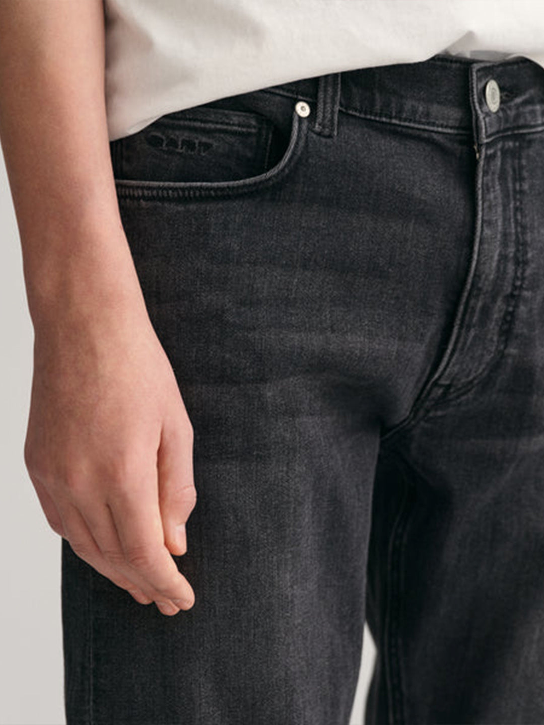 Gant Boys Black Washed Mid-Rise Slim Fit Jeans