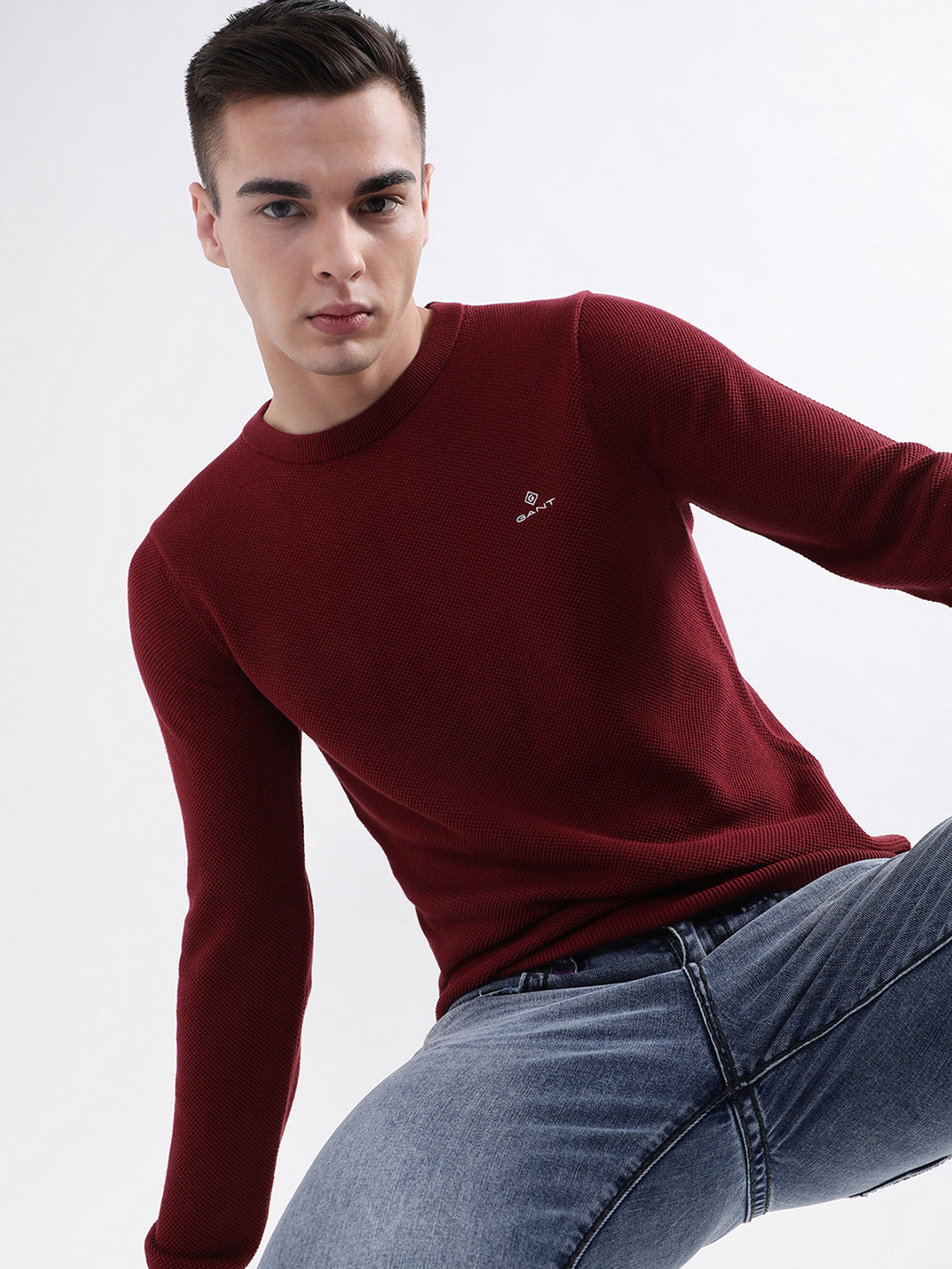 Gant Men Red Solid Round Neck Sweater