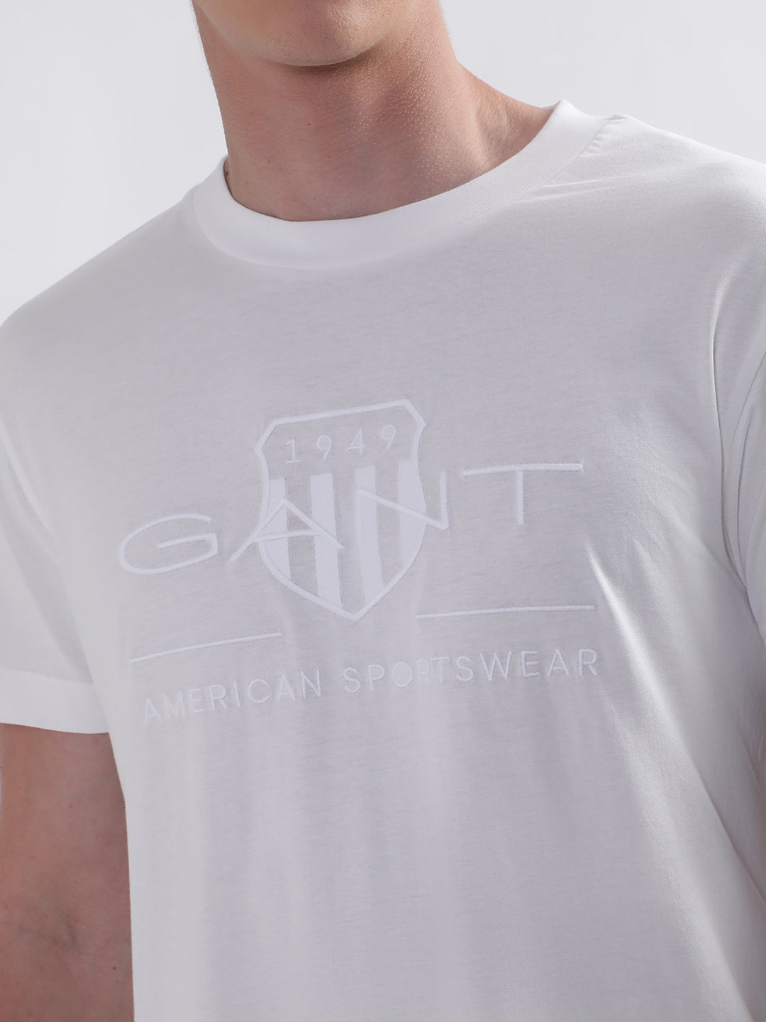 Gant White Tonal Archive Shield Logo Regular Fit T-Shirt