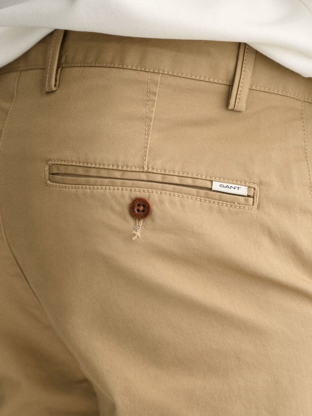 Gant Boys Beige Solid Mid-rise Regular Fit Chino Shorts