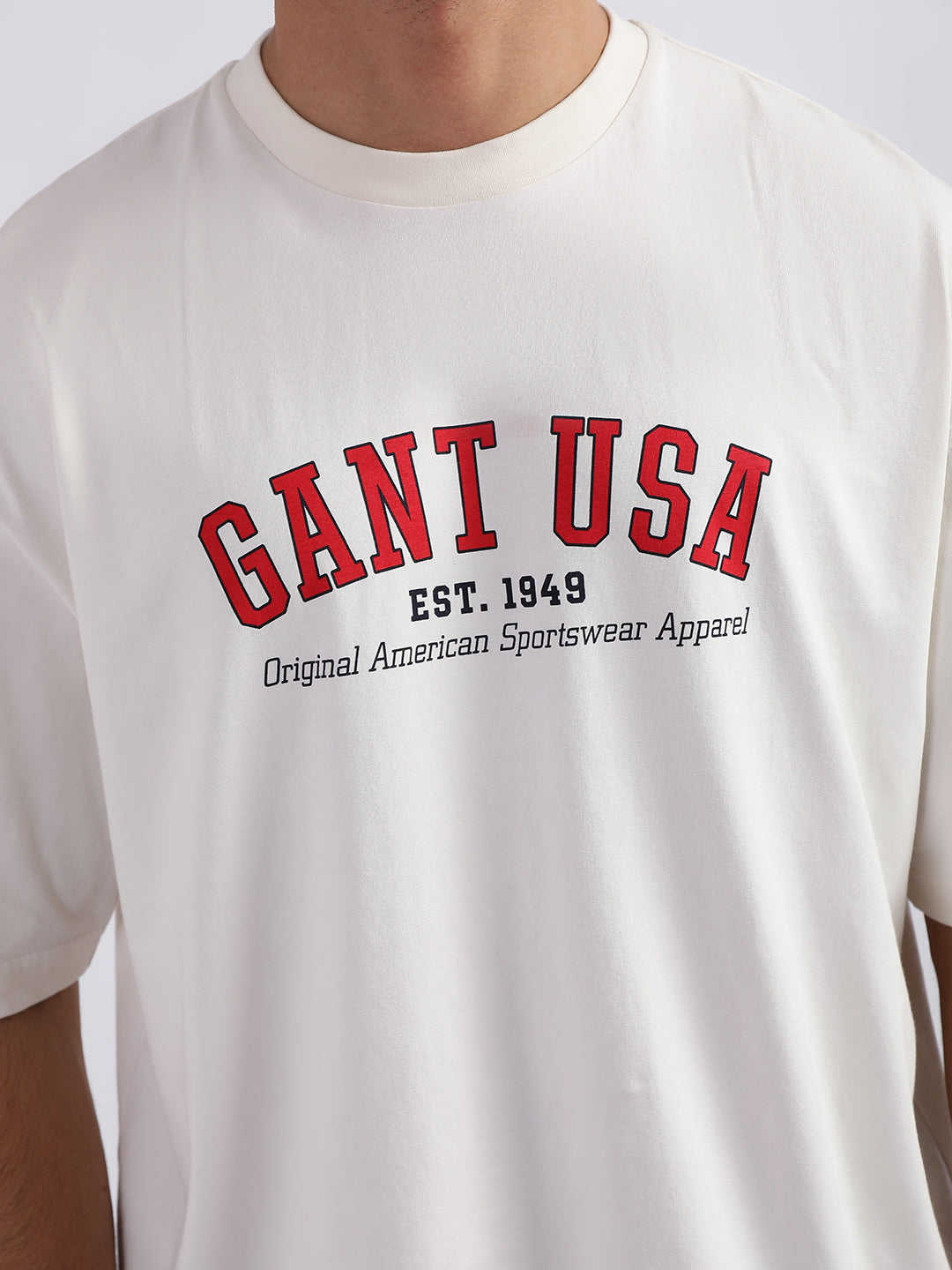 Gant Cream Logo Relaxed Fit T-Shirt