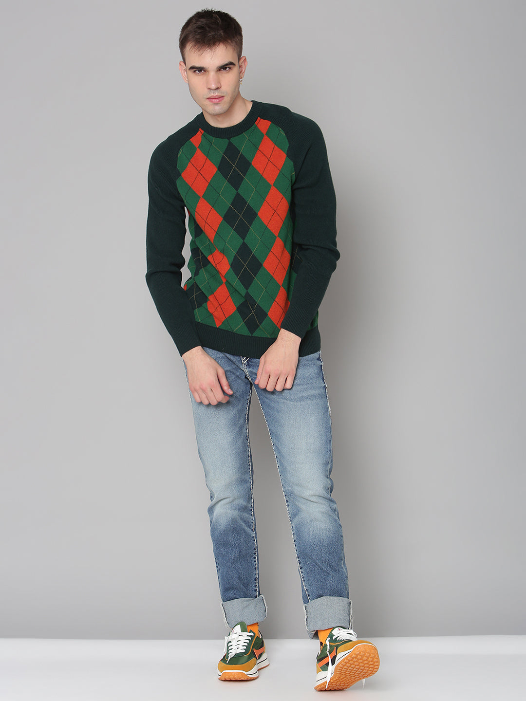 Gant Men Green Solid Round Neck Sweater