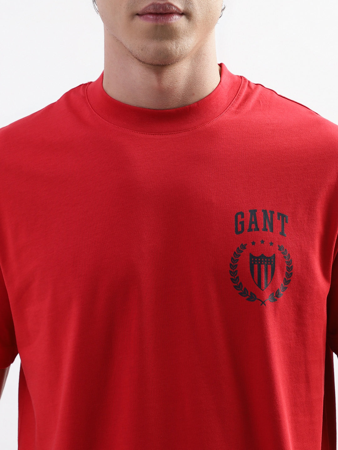 Gant Red Logo Relaxed Fit T-Shirt