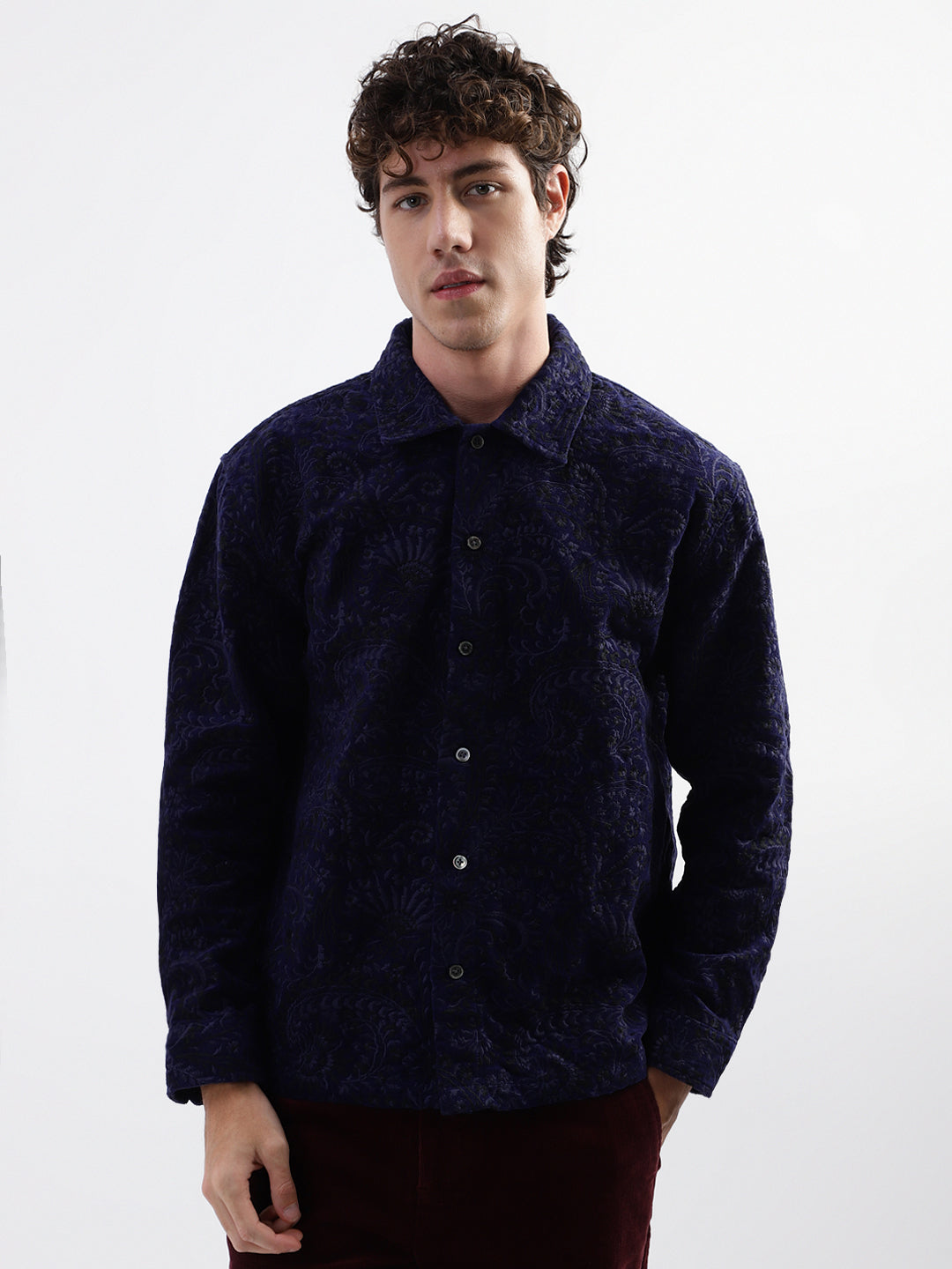 Gant Men Blue Embroidered Spread Collar Full Sleeves Shirt