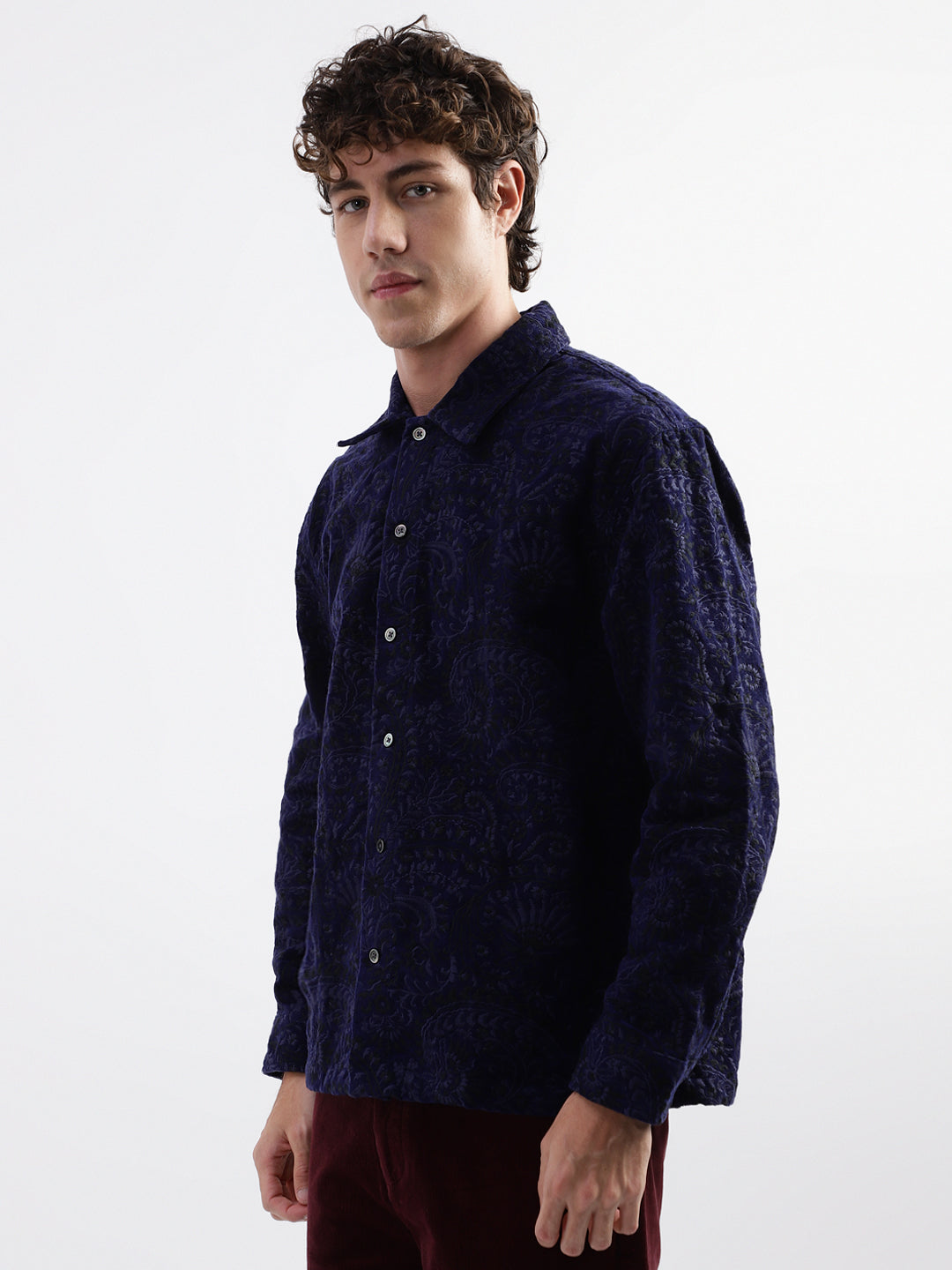 Gant Men Blue Embroidered Spread Collar Full Sleeves Shirt