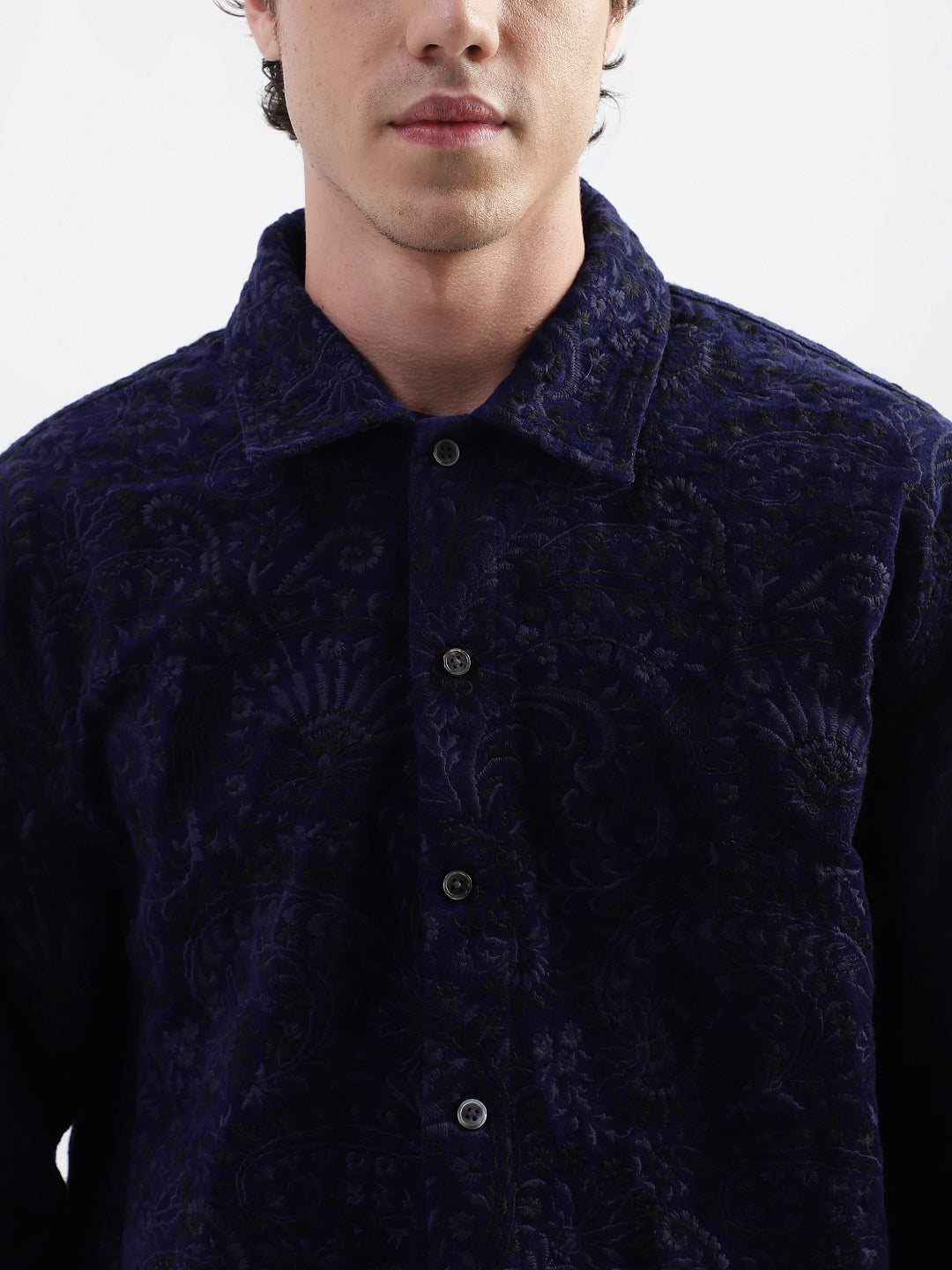 Gant Men Blue Embroidered Spread Collar Full Sleeves Shirt