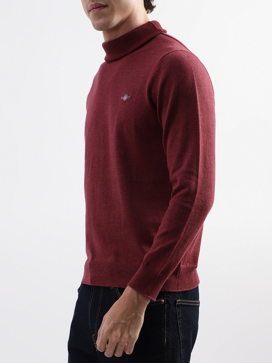 Gant Men Red Solid Round Neck Sweater