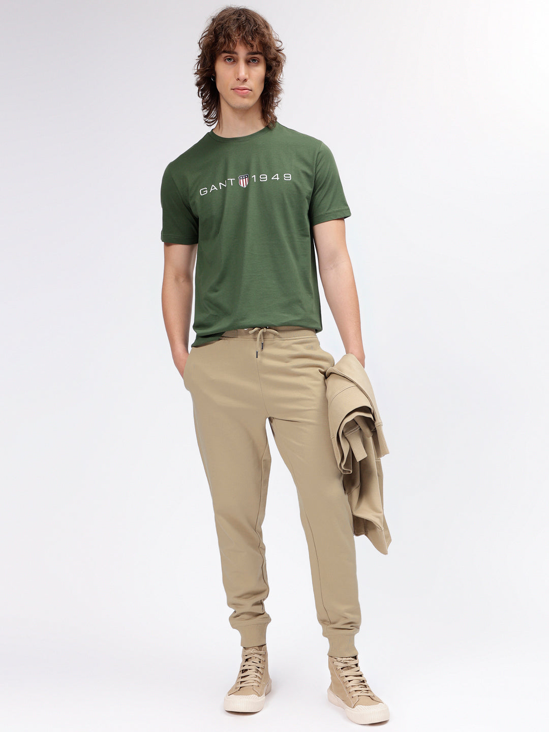 Gant Men Khaki Solid Regular Fit Drawstring Joggers