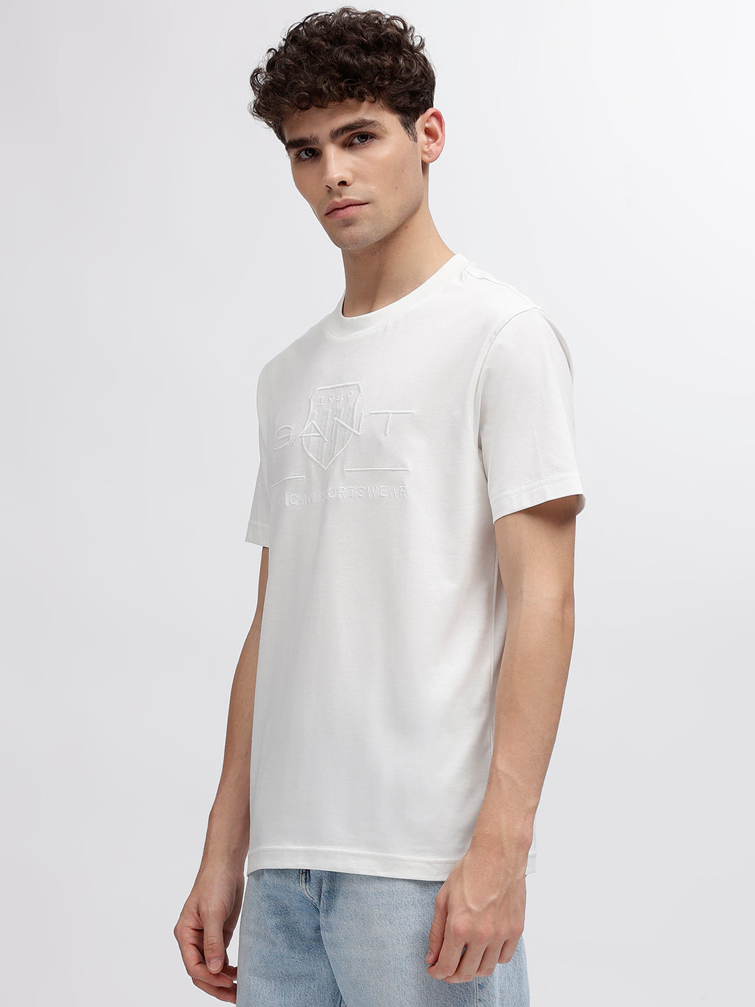 Gant Men Off White Solid Round Neck Short Sleeves T-Shirt