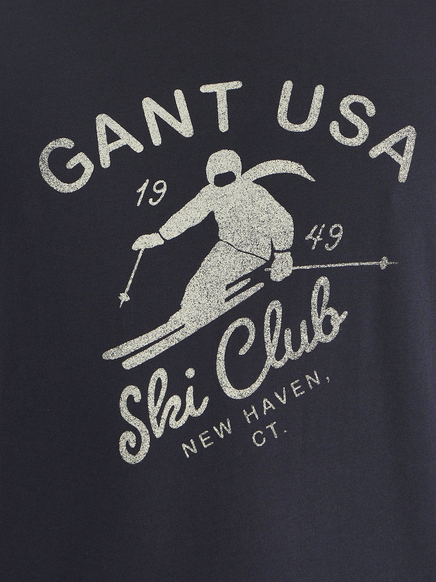 Gant Men Blue Regular Fit Solid Crew Neck Tshirt