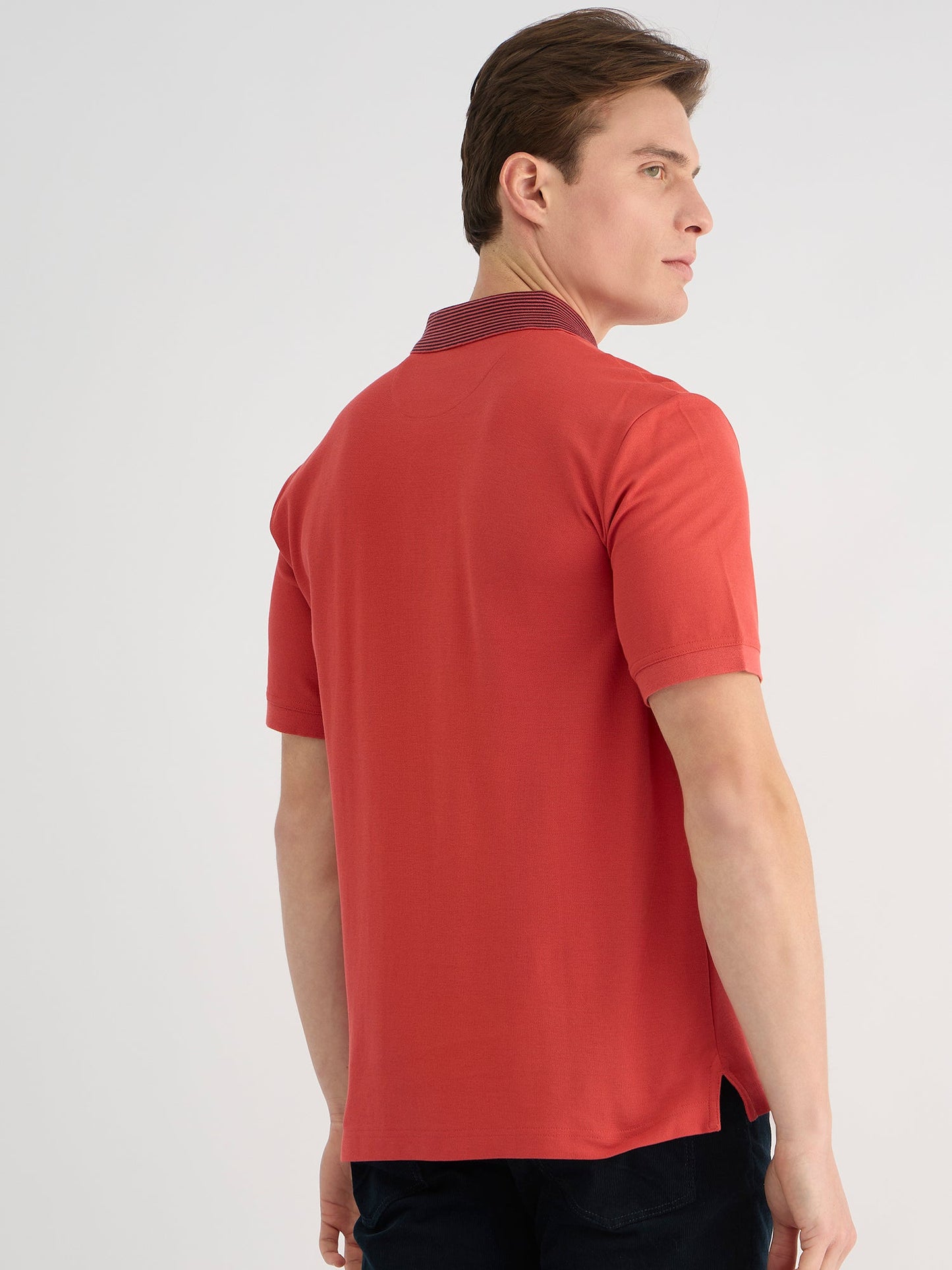 Gant Men Red Regular Fit Solid Polo Tshirt