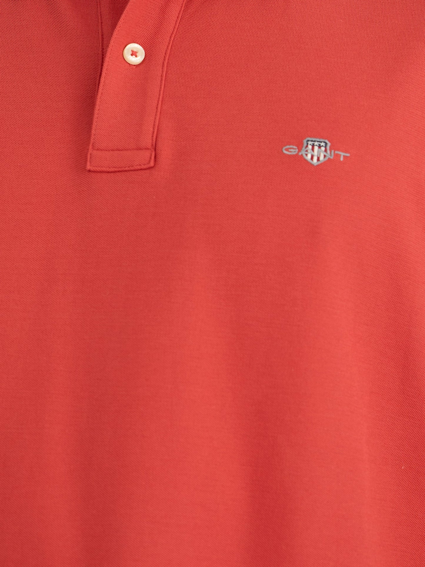 Gant Men Red Regular Fit Solid Polo Tshirt