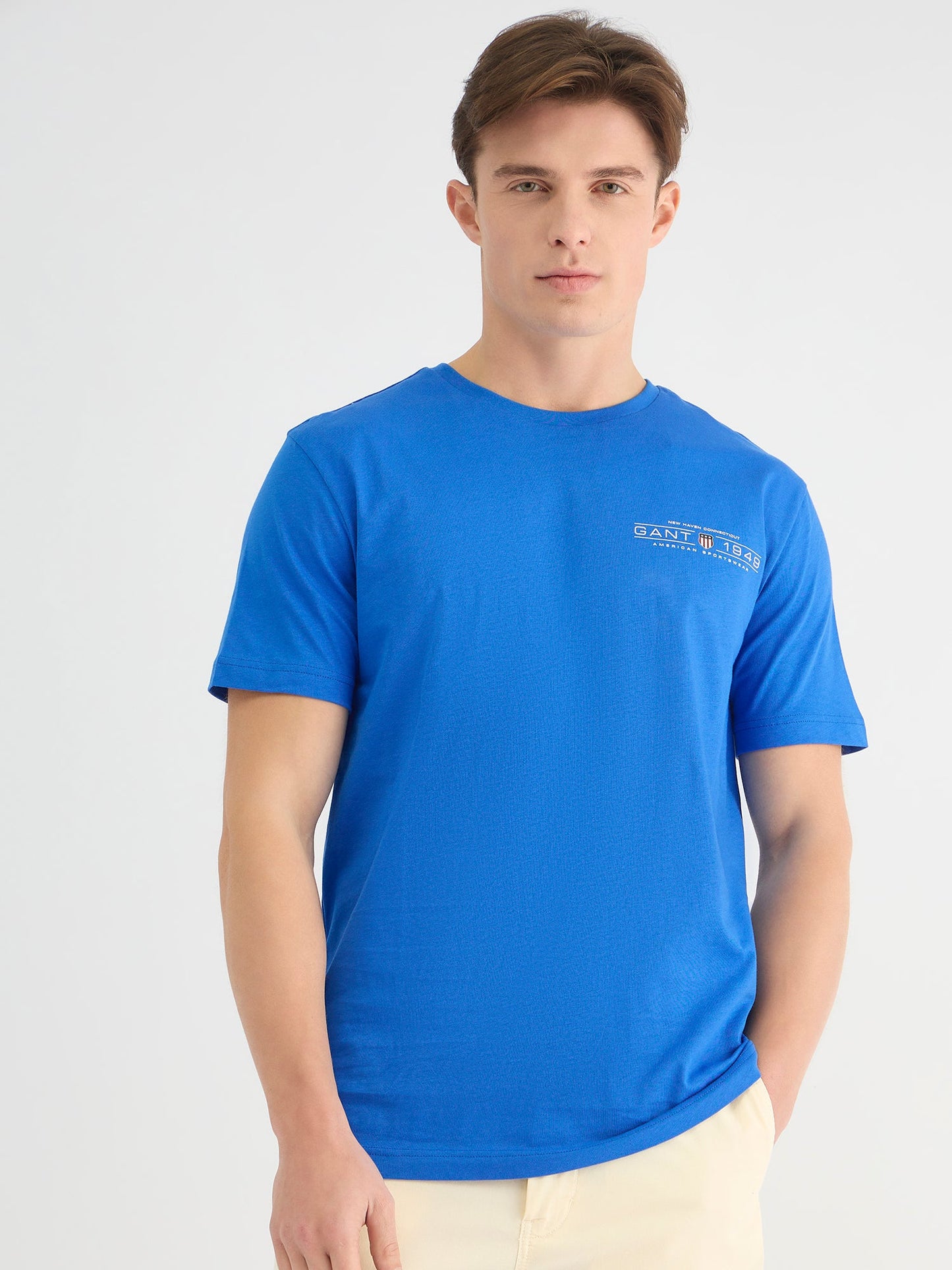 Gant Men Blue Regular Fit Solid Crew Neck Tshirt