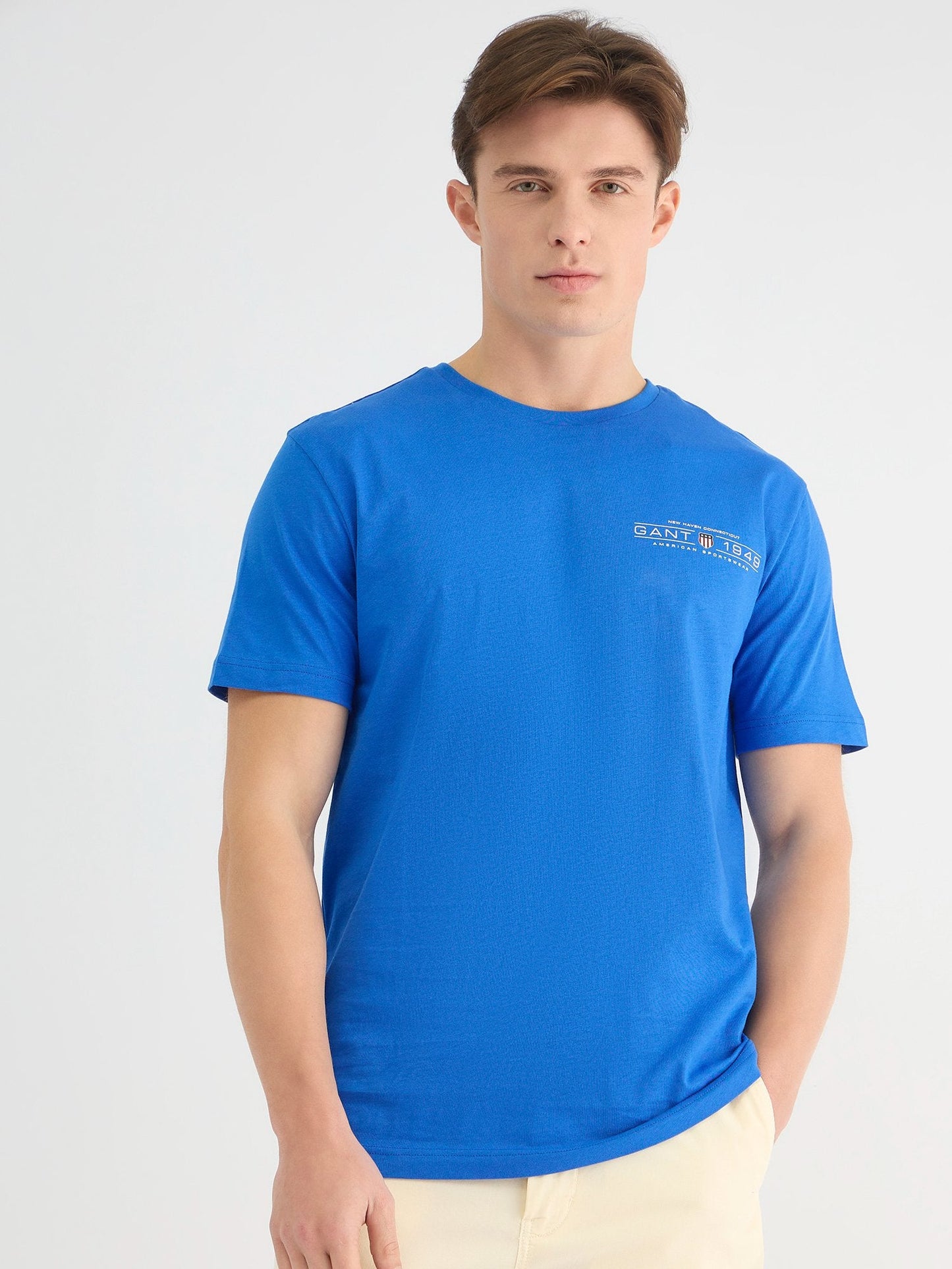 Gant Men Blue Regular Fit Solid Crew Neck Tshirt