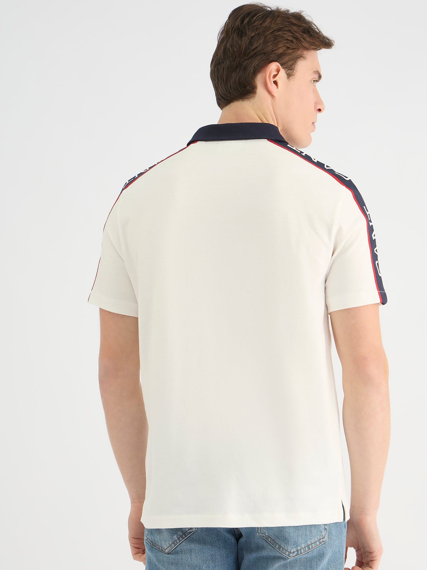 Gant Men White Regular Fit Solid Polo Tshirt