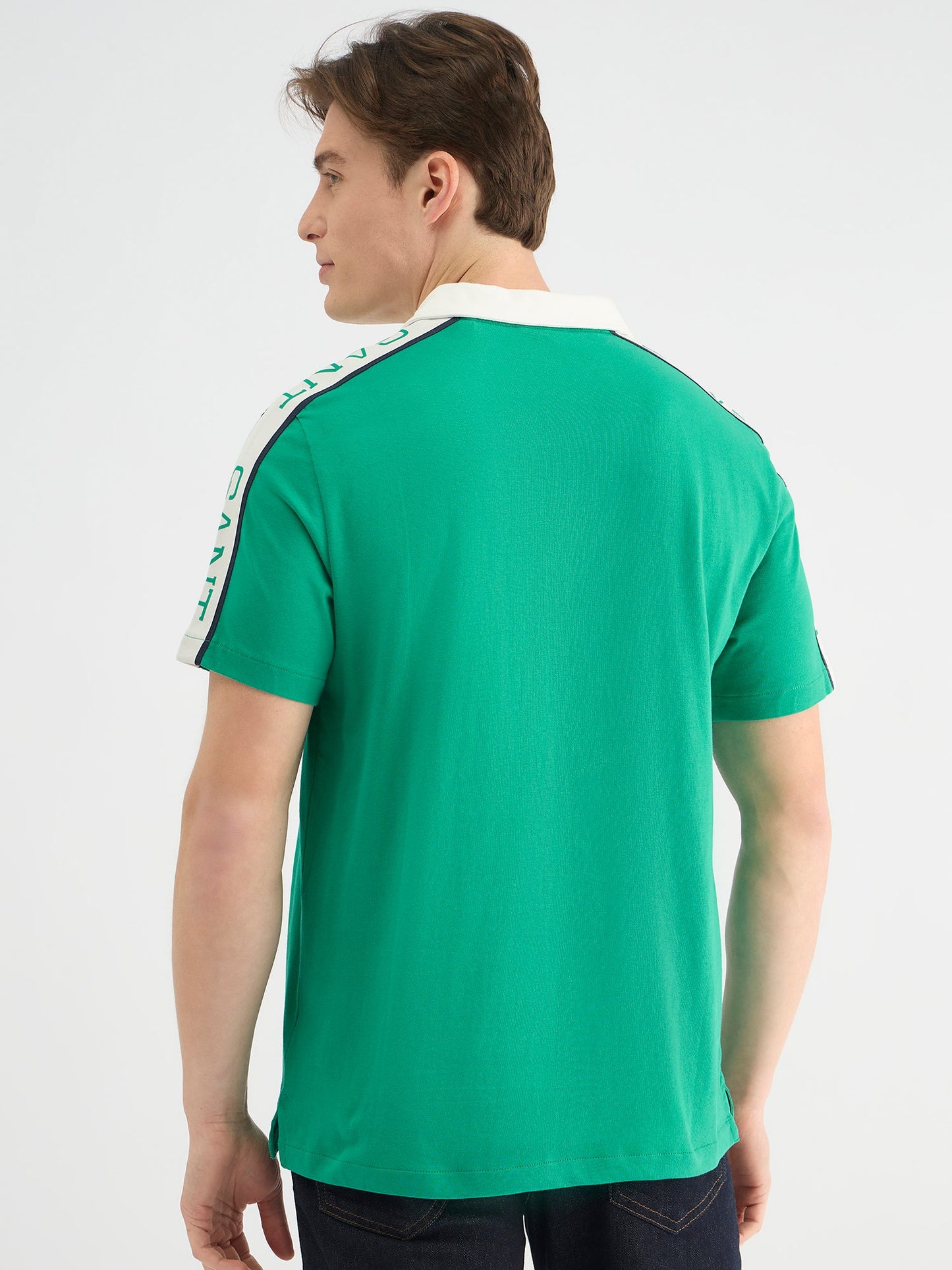 Gant Men Green Regular Fit Solid Polo Tshirt