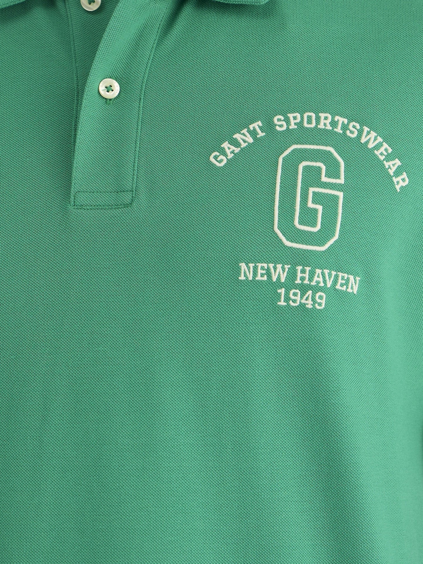 Gant Men Green Regular Fit Solid Polo Tshirt