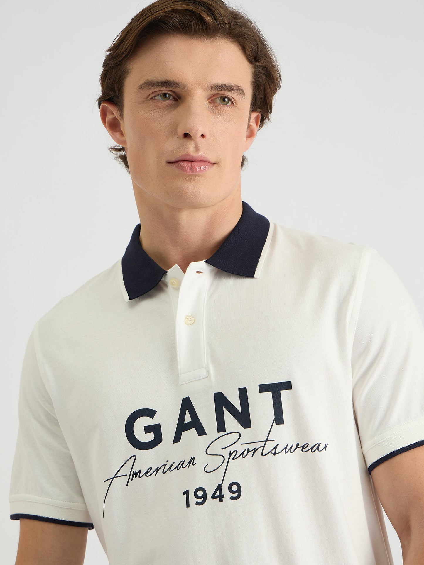 Gant Men White Regular Fit Solid Polo Tshirt