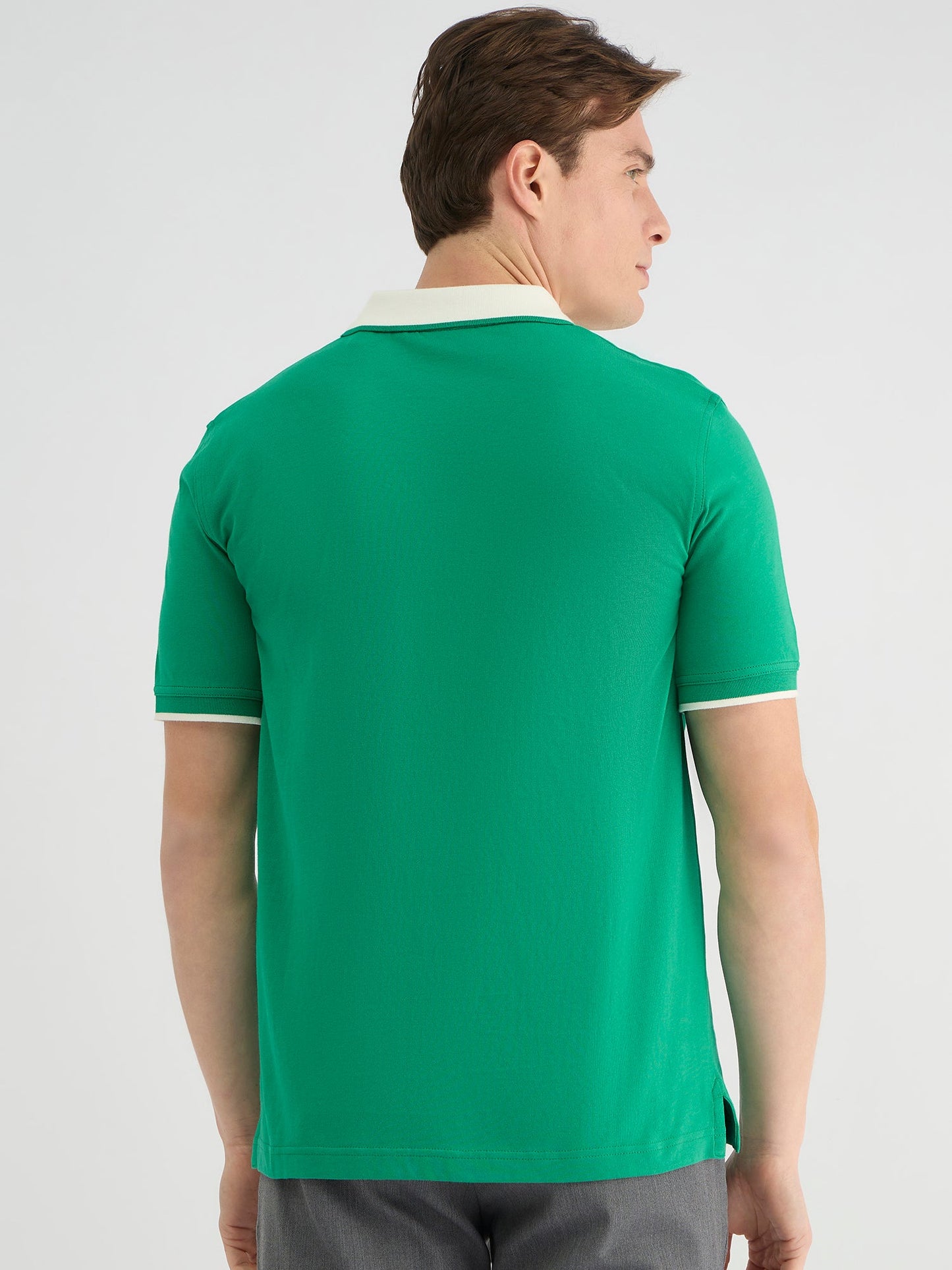 Gant Men Green Regular Fit Solid Polo Tshirt