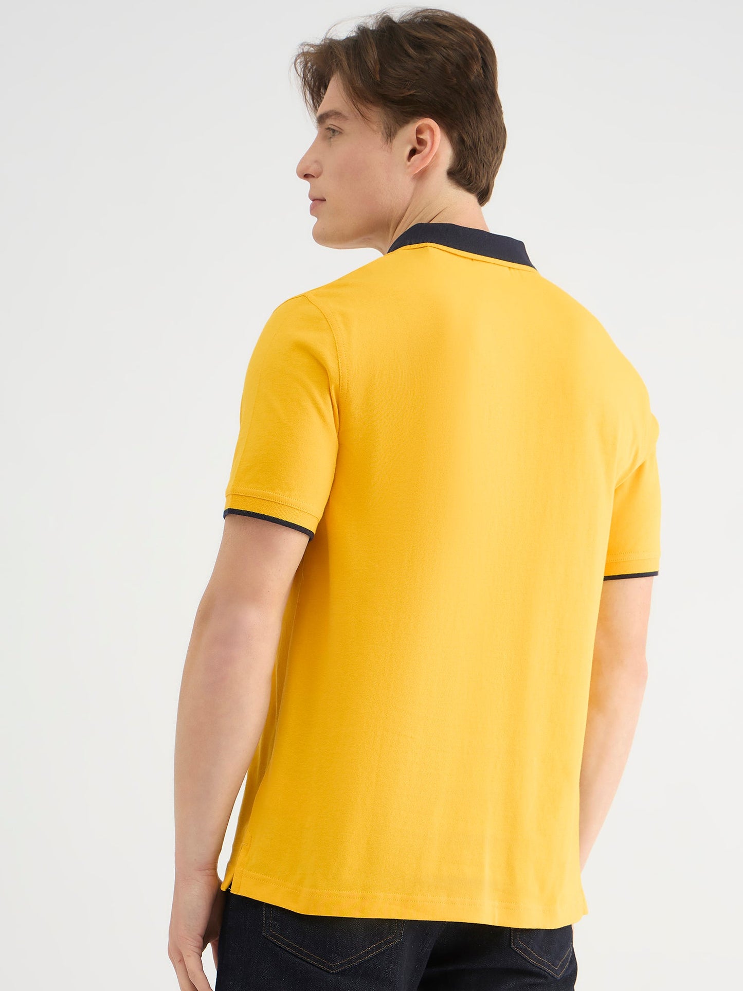 Gant Men Yellow Regular Fit Solid Polo Tshirt