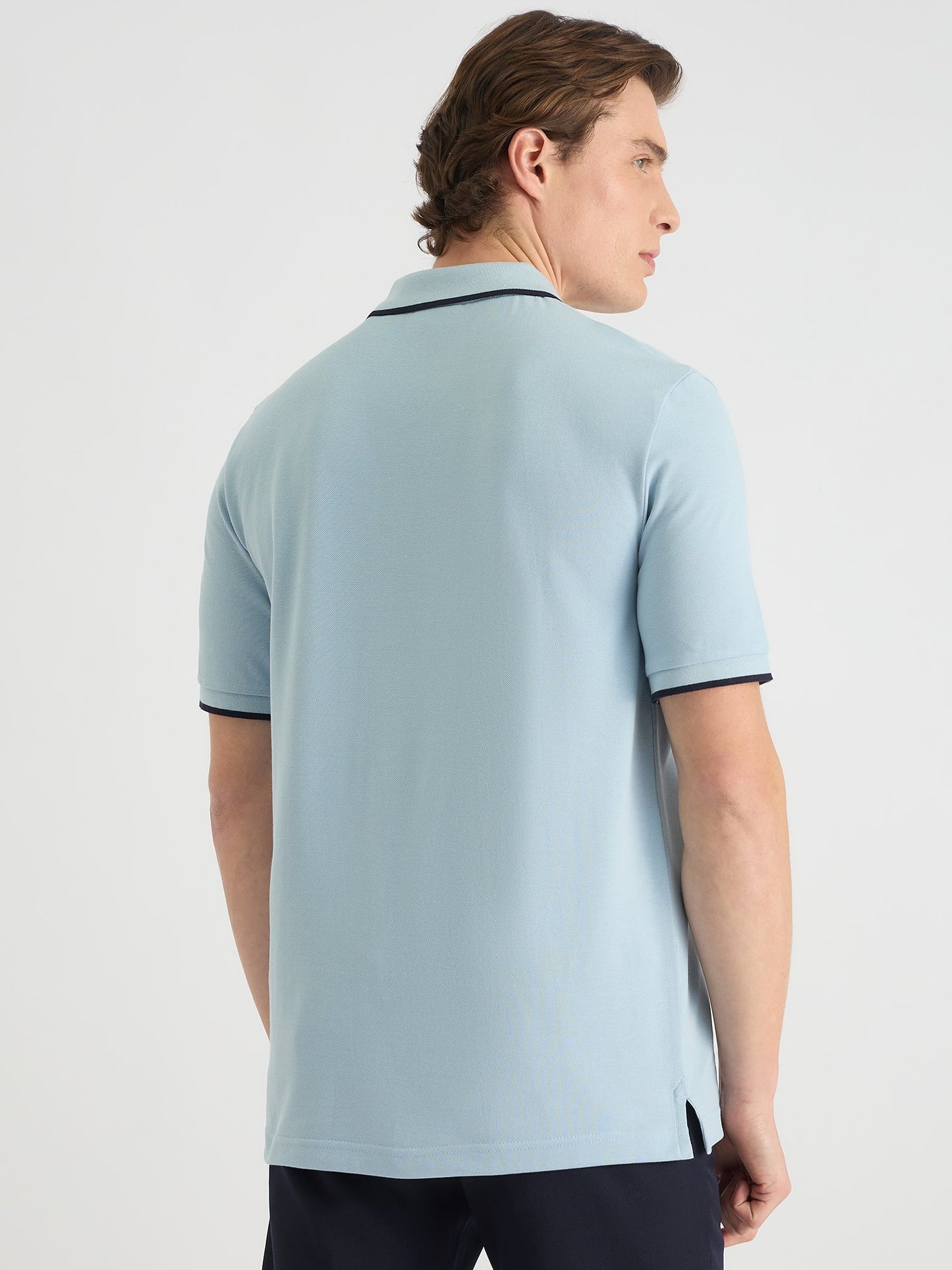 Gant Men Blue Regular Fit Solid Polo Tshirt
