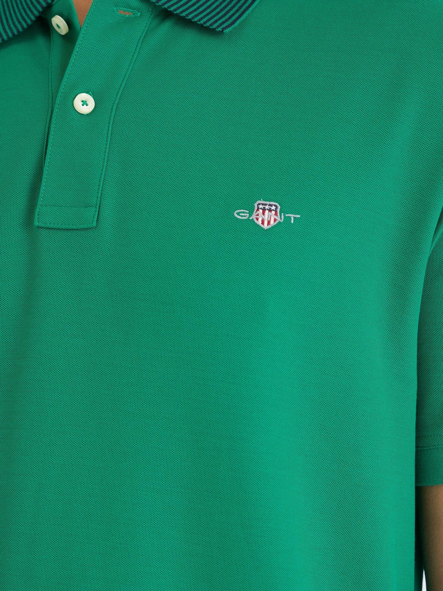 Gant Men Green Solid Polo Tshirt