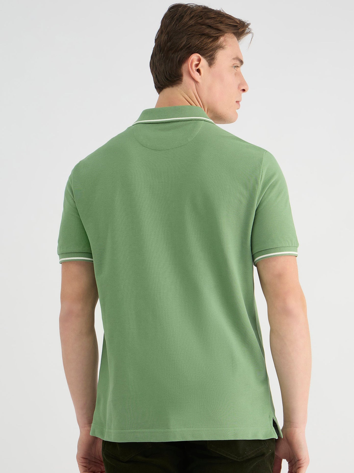 Gant Men Green Regular Fit Solid Polo Tshirt