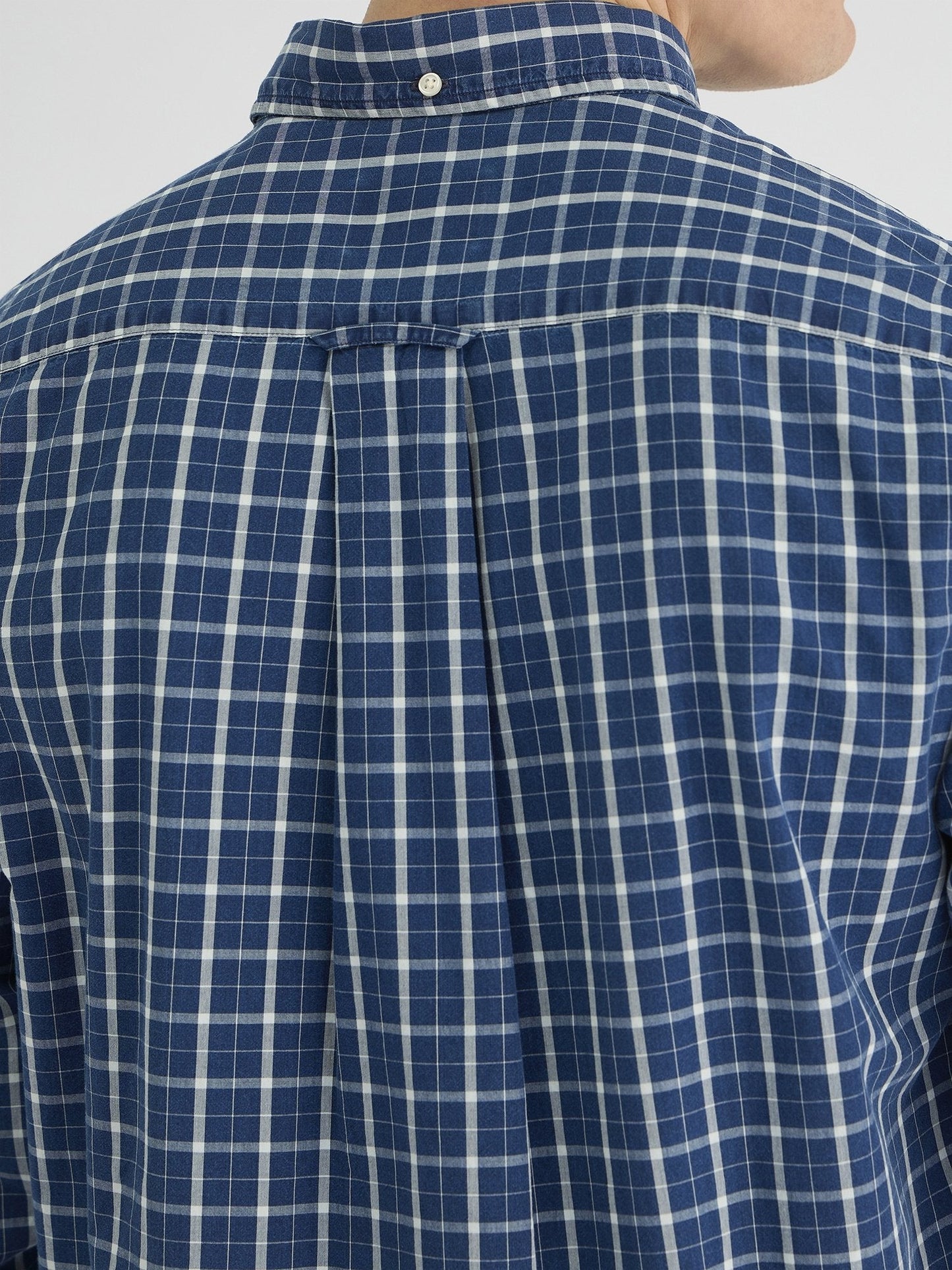 Gant Men Blue Regular Fit Checks Collar Neck Shirt