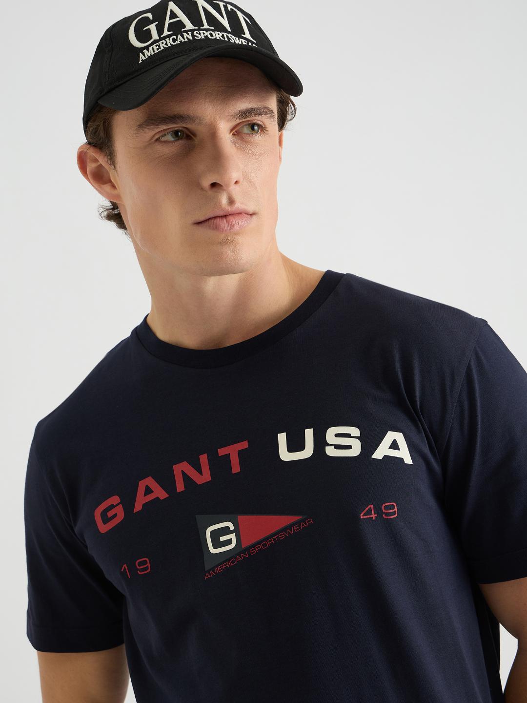 Gant Men Blue Regular Fit Solid Crew Neck Tshirt