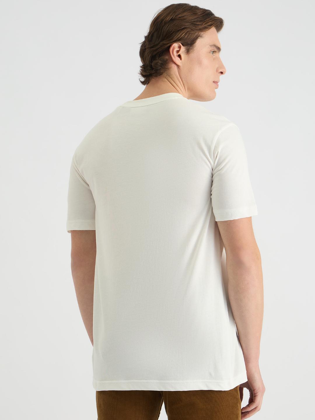 Gant Men White Regular Fit Solid Crew Neck Tshirt