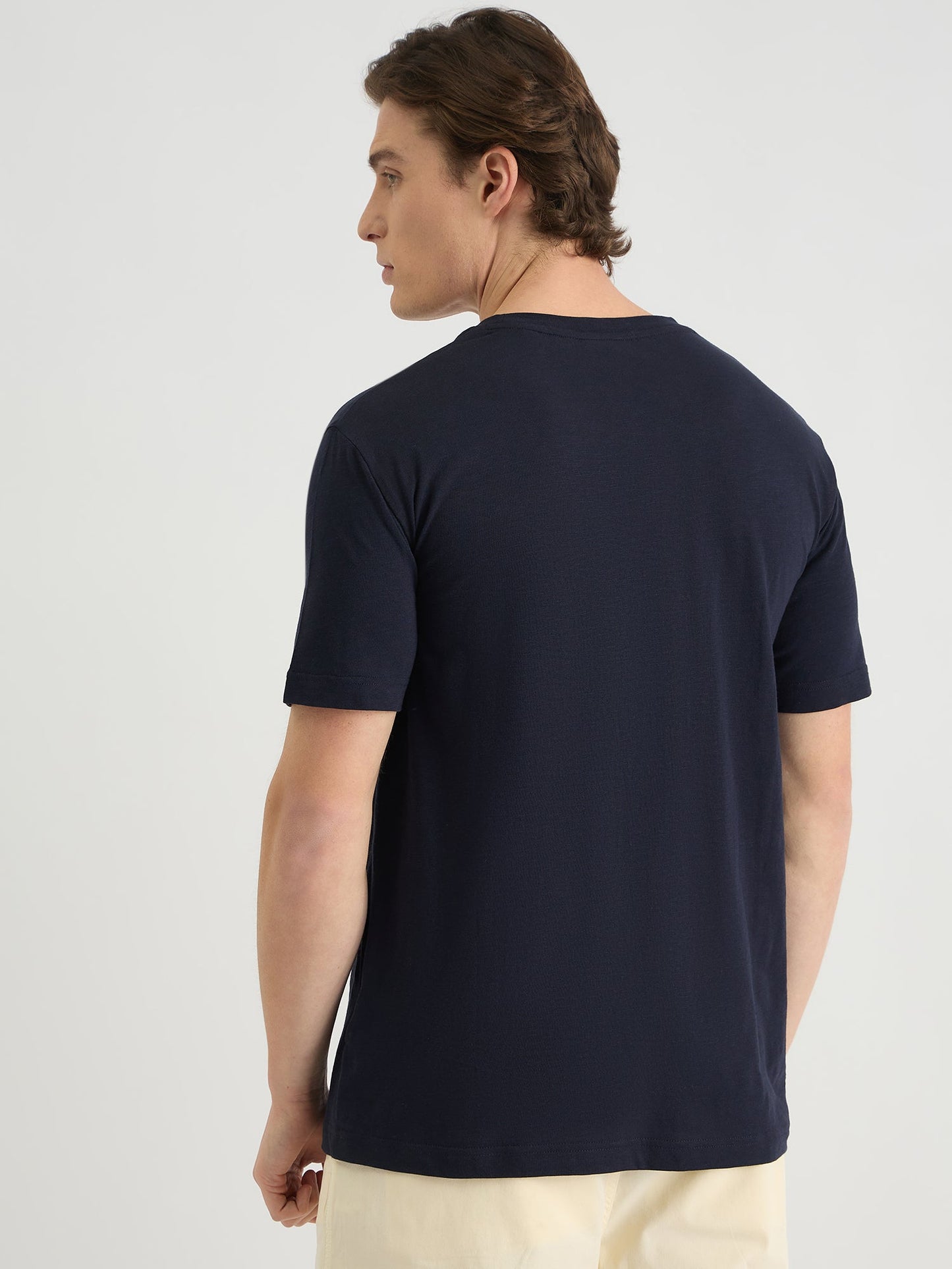 Gant Men Blue Regular Fit Solid Crew Neck Tshirt