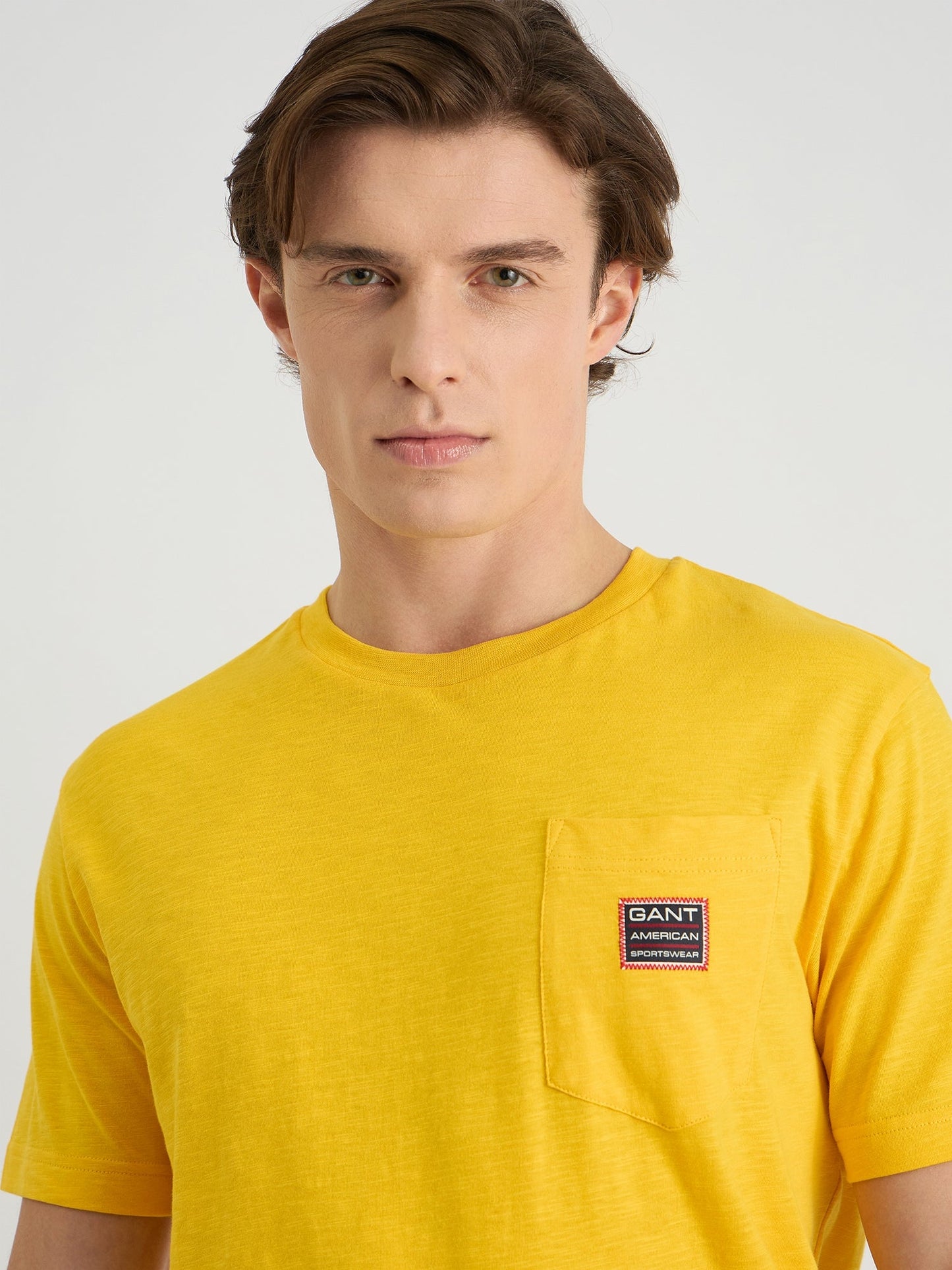 Gant Men Yellow Regular Fit Solid Crew Neck Tshirt