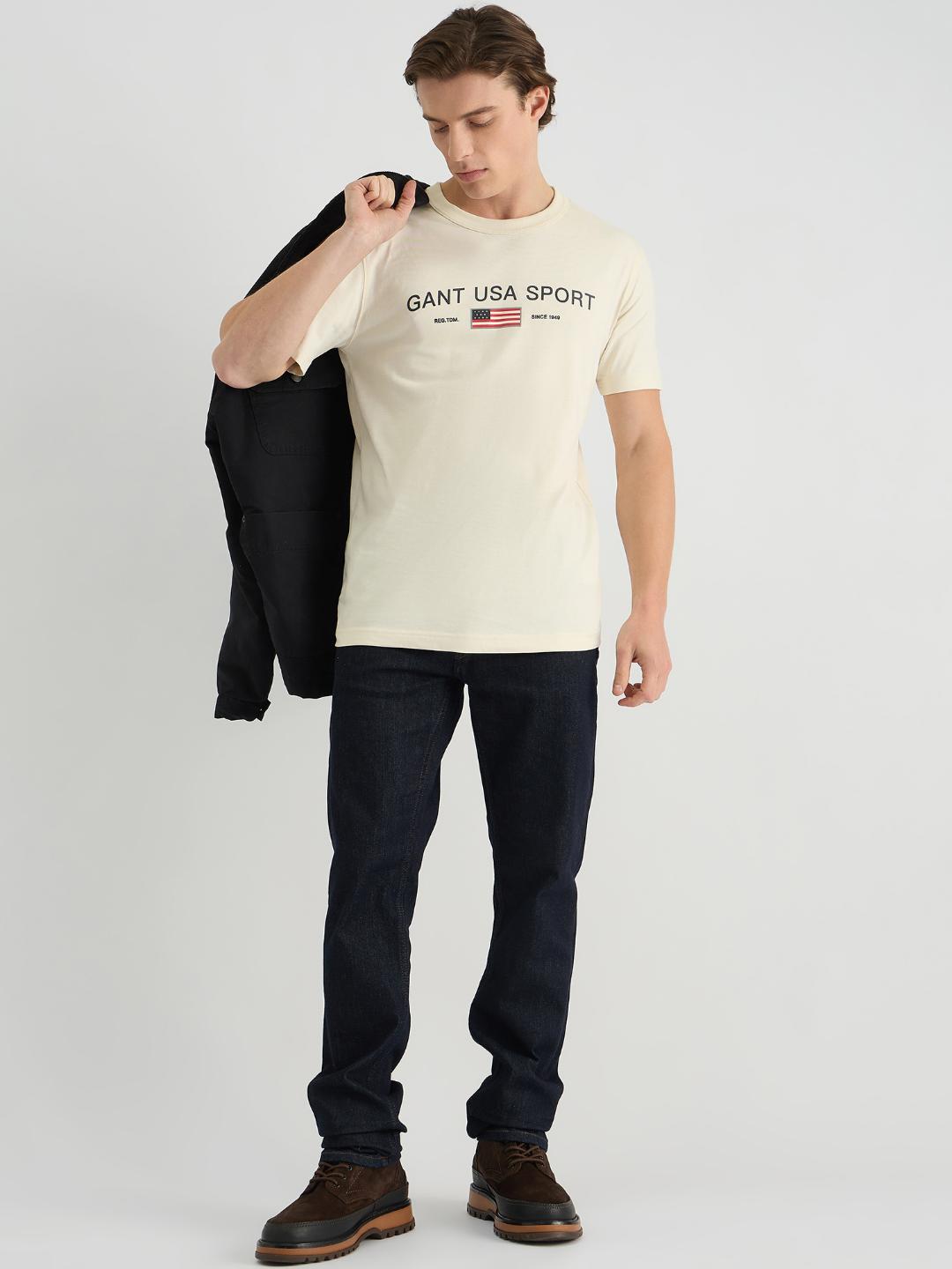 Gant Men Cream Regular Fit Solid Crew Neck Tshirt